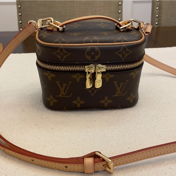 Louis Vuitton monogram,  Nano Nice accessory/ crossbody bag. - Picture 1 of 10
